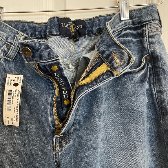 Mens jeans by Lucky Brand. Waist size 34” Navy - Picture 4 of 9